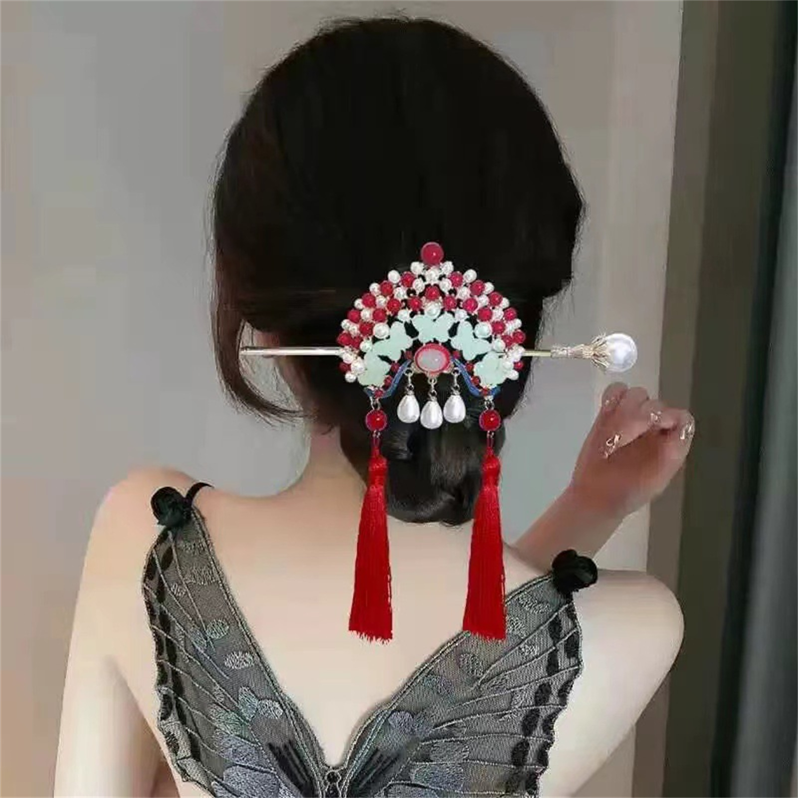 Etnik tarzı saç tokası kadınla - Go Ethnic Fashion incelemesi ve fiyatı