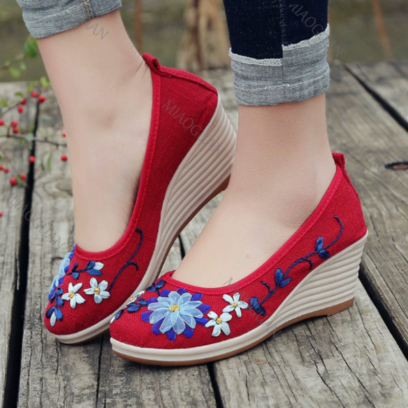 İşlemeli Kadın Konforlu Platfo - Ethnic Fashion Women incelemesi ve fiyatı